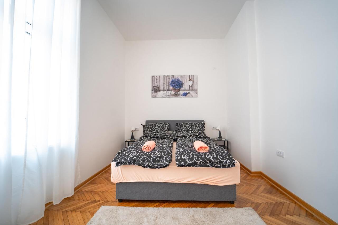 Botanical9, Belgrade Centre, 2 Bedroom Apartment Luaran gambar