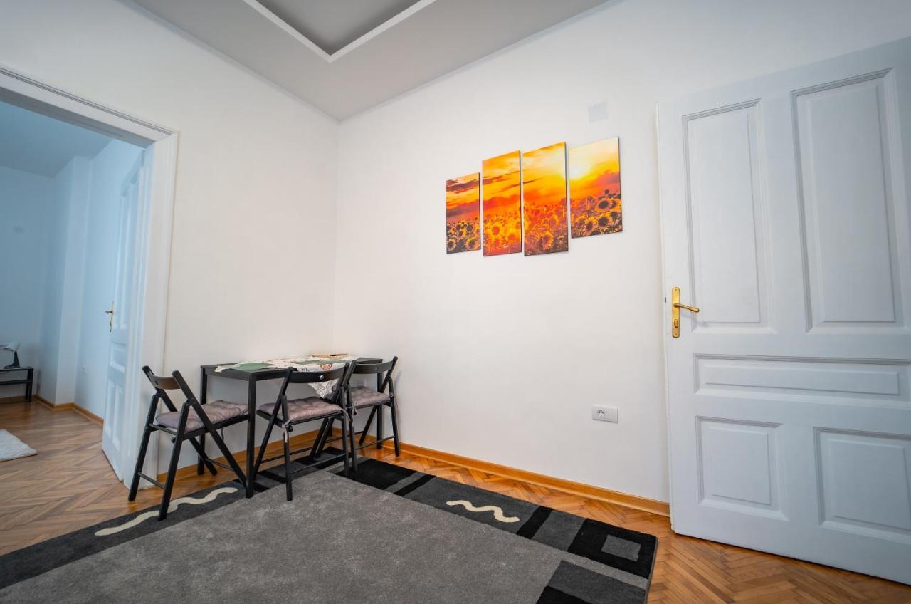 Botanical9, Belgrade Centre, 2 Bedroom Apartment Luaran gambar